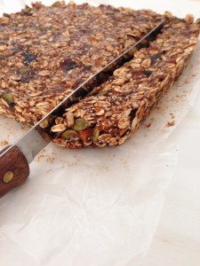 Oat & Nut Energy Bars