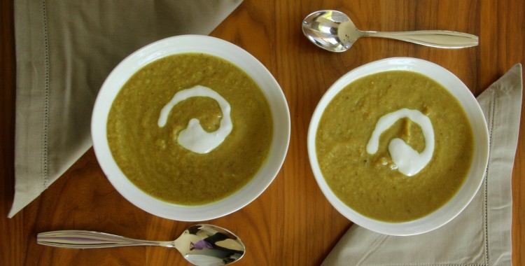 Homemade Healthy Roasted Curried Cauliflower Soup